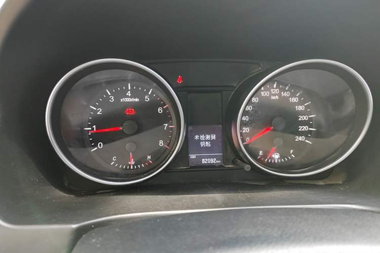 Used Haval H6 2016 Upgraded Model 1.5T Manual Two-Wheel Drive Elite Version Instrument Cluster