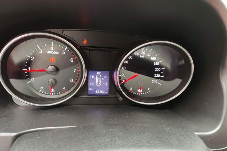 Used Haval H6 2016 Upgraded Model 1.5T Manual Two-Wheel Drive Elite Version Instrument Cluster
