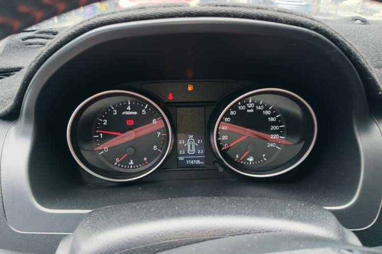 Used Haval H6 2016 Upgraded Model 1.5T Manual Two-Wheel Drive Elite Version Instrument Cluster