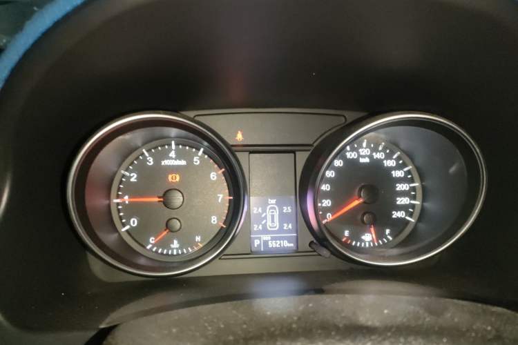 Used Haval H6 2016 Upgraded Model 1.5T Automatic Two-Wheel Drive Elite Version Instrument Cluster