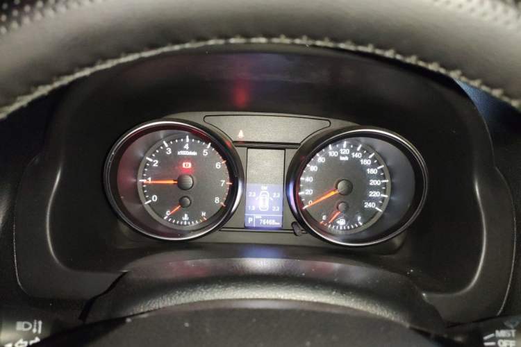 Used Haval H6 2016 Upgraded Model 1.5T Automatic Two-Wheel Drive Elite Version Instrument Cluster