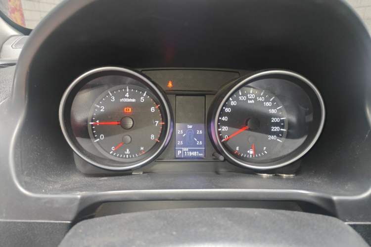 Used Haval H6 2016 Upgraded Model 1.5T Automatic Two-Wheel Drive Elite Version Instrument Cluster