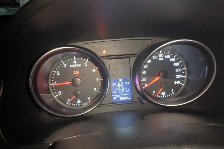 Used Haval H6 2016 Upgraded Model 1.5T Automatic Two-Wheel Drive Elite Version Instrument Cluster