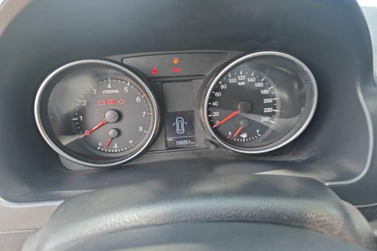 Used Haval H6 2016 Upgraded Model 1.5T Manual Two-Wheel Drive Urban Version Instrument Cluster