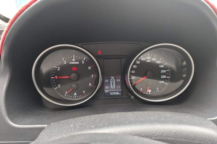 Used Haval H6 2016 Upgraded Model 1.5T Manual Two-Wheel Drive Elite Version Instrument Cluster