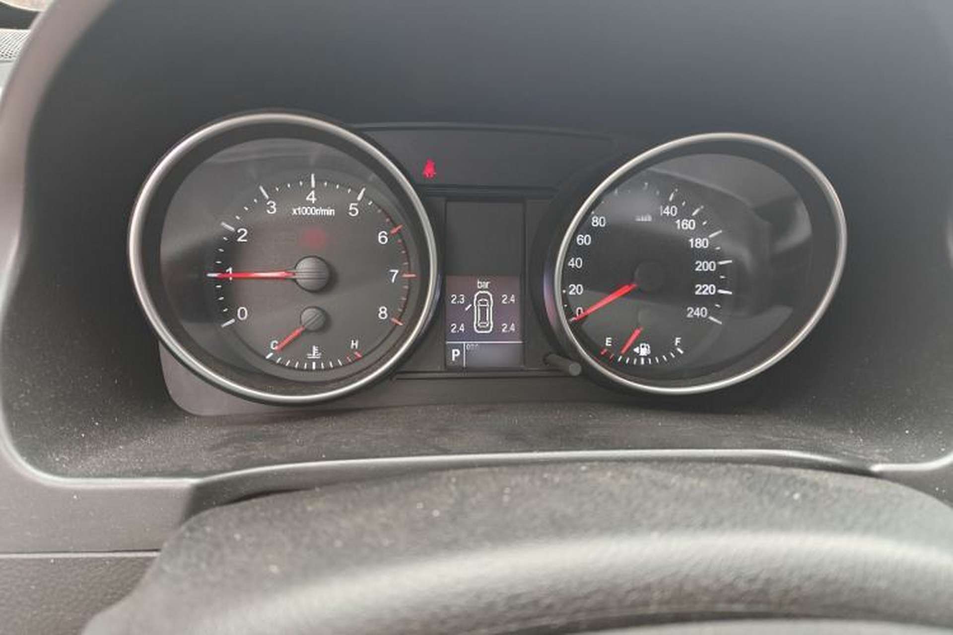 Used Haval H6 2016 Upgraded Model 1.5T Automatic Two-Wheel Drive Elite Version Instrument Cluster