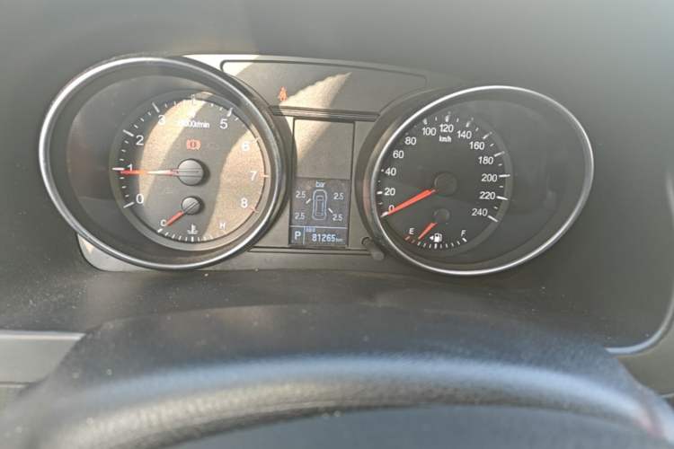Used Haval H6 2016 Upgraded Model 1.5T Automatic Two-Wheel Drive Elite Version Instrument Cluster