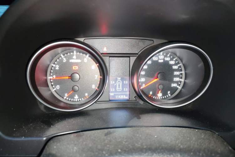 Used Haval H6 2016 Upgraded Model 1.5T Manual Two-Wheel Drive Elite Version Instrument Cluster