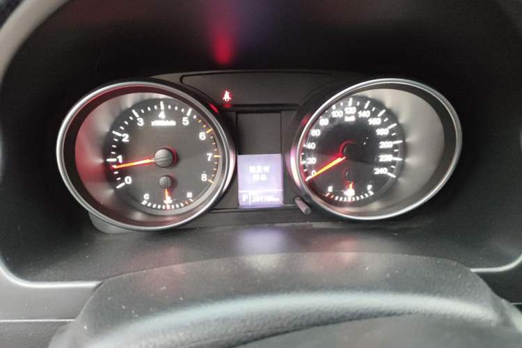 Used Haval H6 2016 Upgraded Model 1.5T Automatic Two-Wheel Drive Elite Version Instrument Cluster
