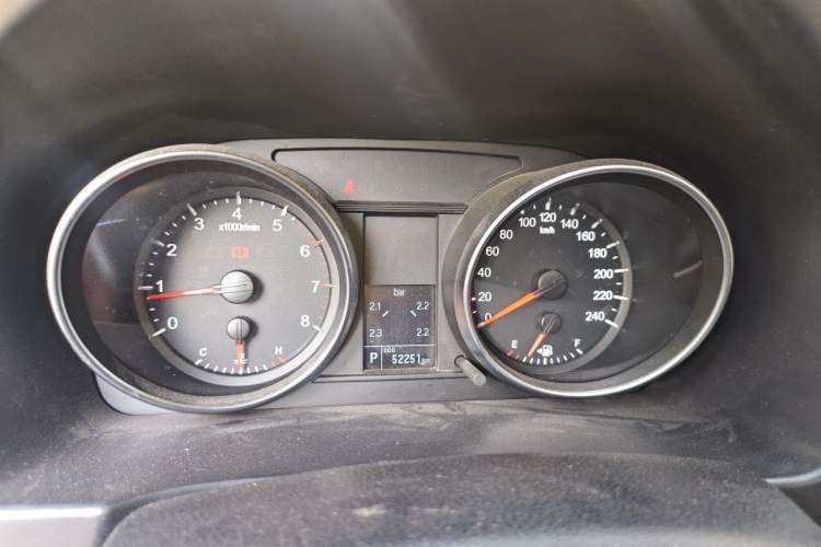 Used Haval H6 2016 Upgraded Model 1.5T Automatic Two-Wheel Drive Elite Version Instrument Cluster