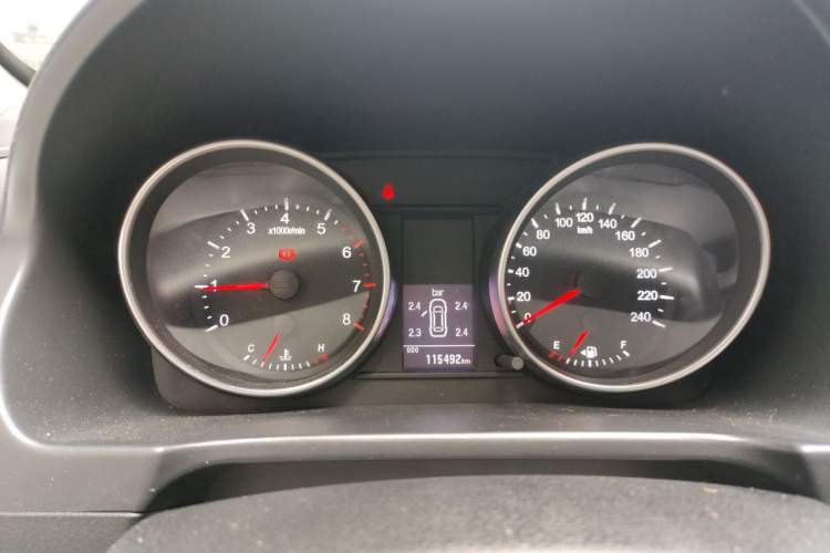 Used Haval H6 2016 Upgraded Model 1.5T Manual Two-Wheel Drive Elite Version Instrument Cluster