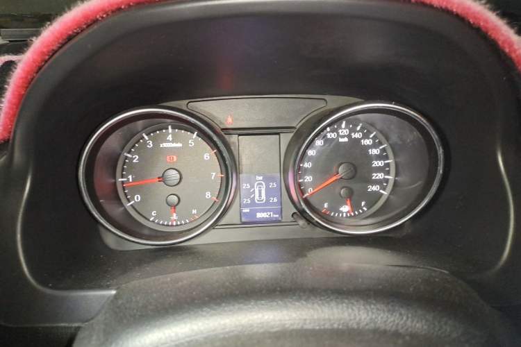 Used Haval H6 2016 Upgraded Model 1.5T Manual Two-Wheel Drive Elite Version Instrument Cluster