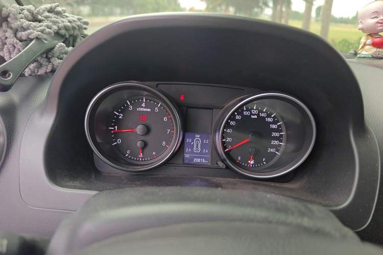 Used Haval H6 2016 Upgraded Model 1.5T Manual Two-Wheel Drive Elite Version Instrument Cluster
