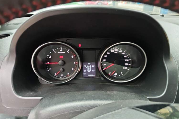 Used Haval H6 2016 Upgraded Model 1.5T Manual Two-Wheel Drive Elite Version Instrument Cluster