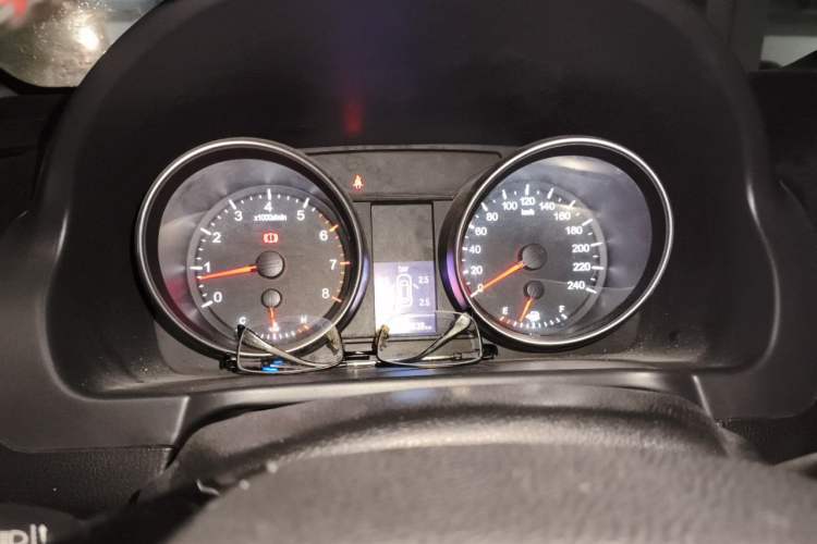 Used Haval H6 2016 Upgraded Model 1.5T Automatic Two-Wheel Drive Elite Version Instrument Cluster
