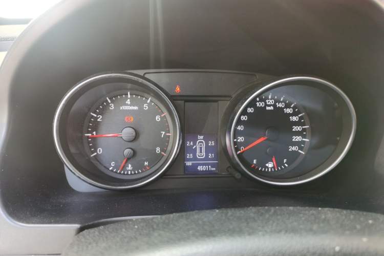 Used Haval H6 2016 Upgraded Model 1.5T Manual Two-Wheel Drive Elite Version Instrument Cluster