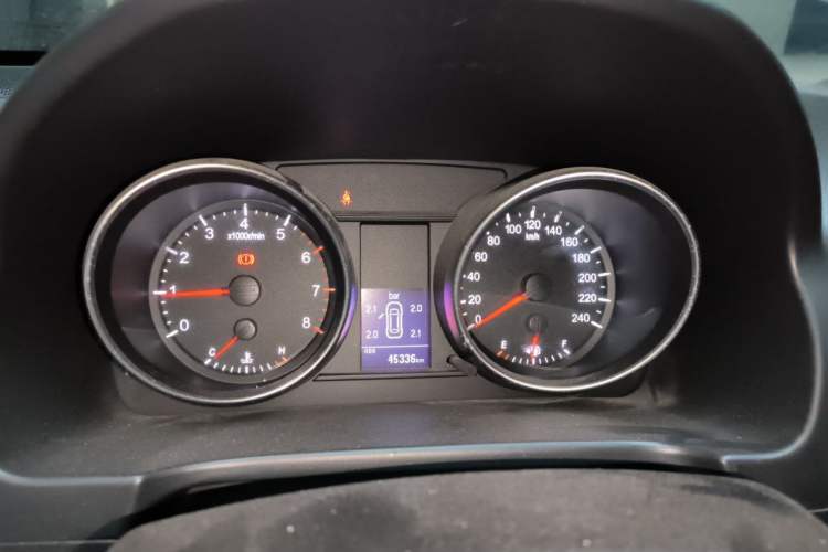 Used Haval H6 2016 Upgraded Model 1.5T Manual Two-Wheel Drive Elite Version Instrument Cluster