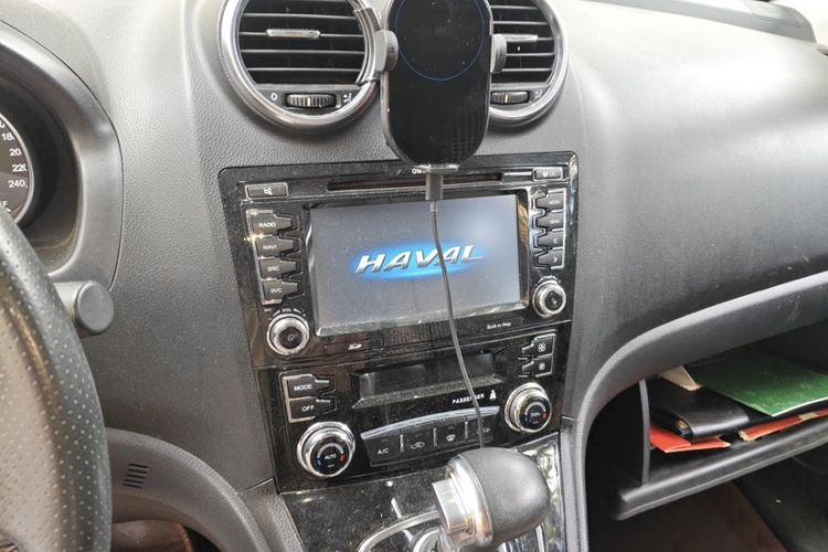 Used Haval H6 2016 Upgraded Model 1.5T Automatic Two-Wheel Drive Elite Version Interior 1