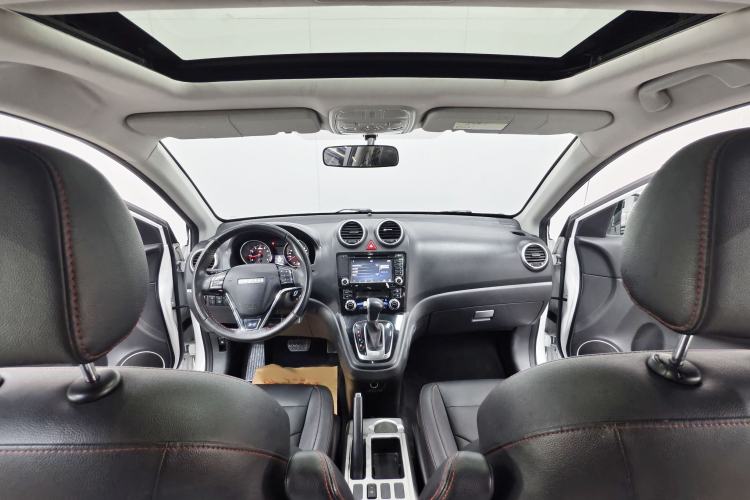 Used Haval H6 2016 Upgraded Model 1.5T Automatic Two-Wheel Drive Elite Version Interior 7