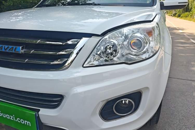 Used Haval H6 2016 Upgraded Model 1.5T Manual Two-Wheel Drive Urban Version Left Front Headlight