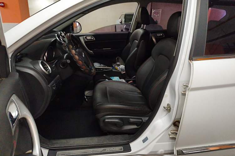 Used Haval H6 2016 Upgraded Model 1.5T Automatic Two-Wheel Drive Elite Version Left Front Seat