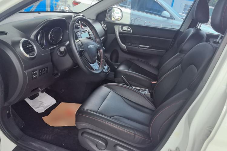 Used Haval H6 2016 Upgraded Model 1.5T Automatic Two-Wheel Drive Elite Version Left Front Seat