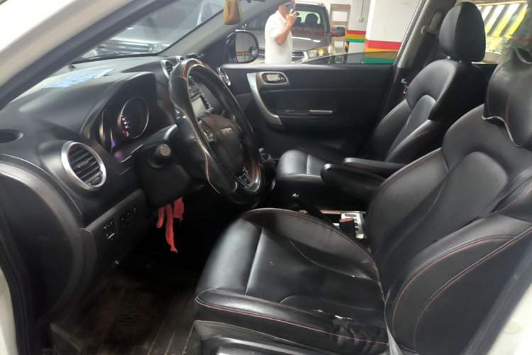 Used Haval H6 2016 Upgraded Model 1.5T Automatic Two-Wheel Drive Elite Version Left Front Seat