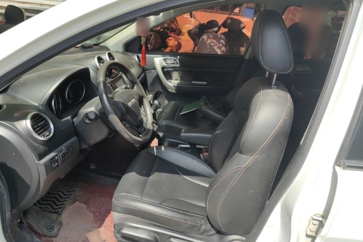 Used Haval H6 2016 Upgraded Model 1.5T Manual Two-Wheel Drive Urban Version Left Front Seat