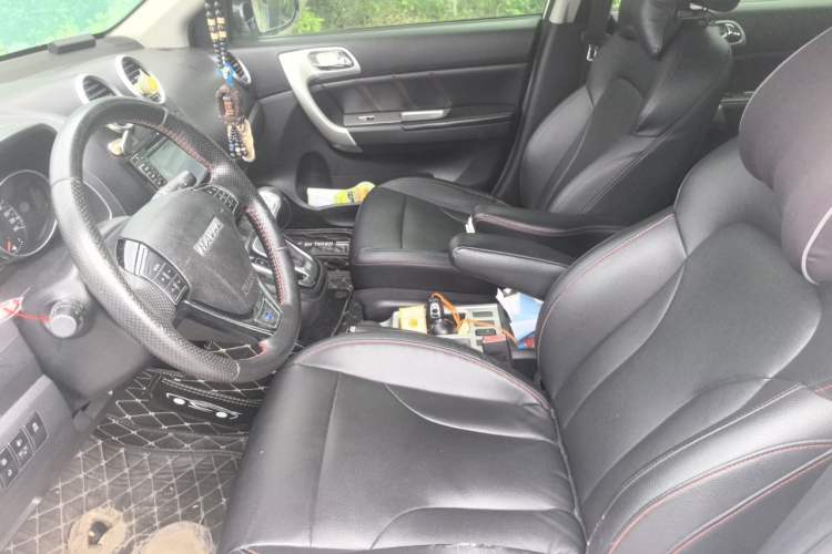 Used Haval H6 2016 Upgraded Model 1.5T Automatic Two-Wheel Drive Elite Version Left Front Seat