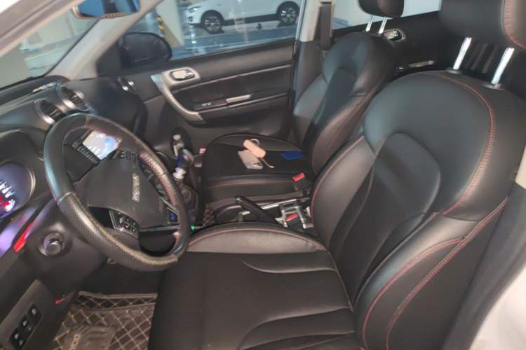 Used Haval H6 2016 Upgraded Model 1.5T Manual Two-Wheel Drive Elite Version Left Front Seat