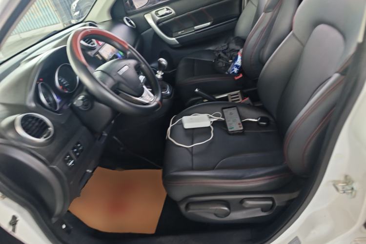 Used Haval H6 2016 Upgraded Model 1.5T Manual Two-Wheel Drive Value Edition Left Front Seat