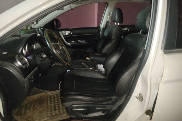 Used Haval H6 2016 Upgraded Model 1.5T Automatic Two-Wheel Drive Elite Version Left Front Seat