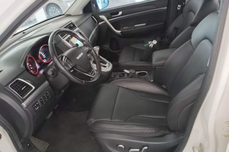 Used Haval H6 2016 Upgraded Model 1.5T Automatic Two-Wheel Drive Elite Version Left Front Seat