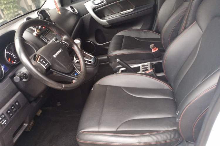 Used Haval H6 2016 Upgraded Model 1.5T Automatic Two-Wheel Drive Elite Version Left Front Seat