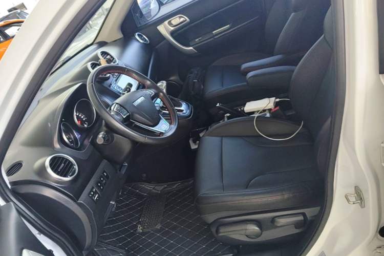 Used Haval H6 2016 Upgraded Model 1.5T Automatic Two-Wheel Drive Elite Version Left Front Seat