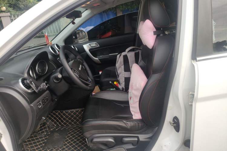 Used Haval H6 2016 Upgraded Model 1.5T Automatic Two-Wheel Drive Elite Version Left Front Seat