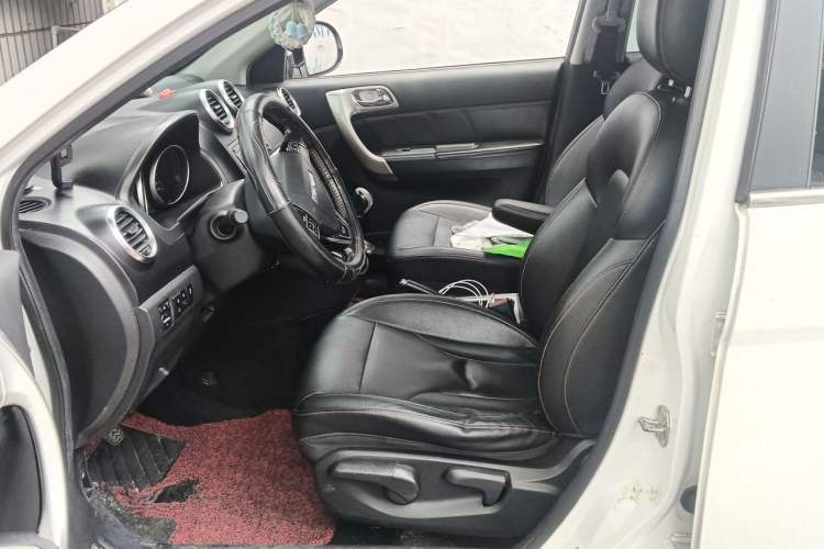 Used Haval H6 2016 Upgraded Model 1.5T Manual Two-Wheel Drive Elite Version Left Front Seat