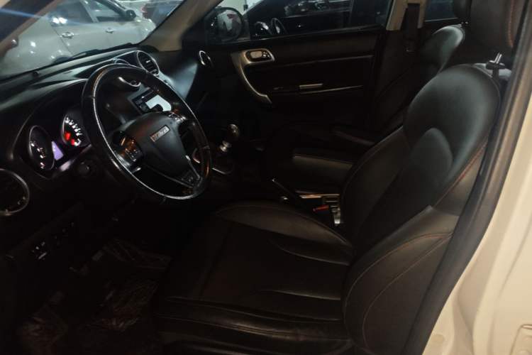 Used Haval H6 2016 Upgraded Model 1.5T Manual Two-Wheel Drive Elite Version Left Front Seat
