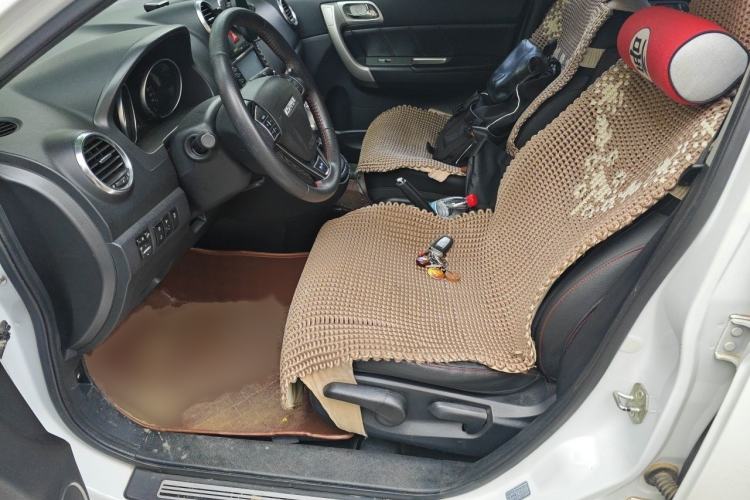 Used Haval H6 2016 Upgraded Model 1.5T Automatic Two-Wheel Drive Elite Version Left Front Seat