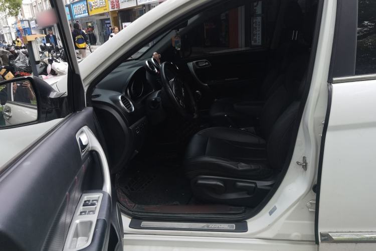 Used Haval H6 2016 Upgraded Model 1.5T Manual Two-Wheel Drive Elite Version Left Front Seat