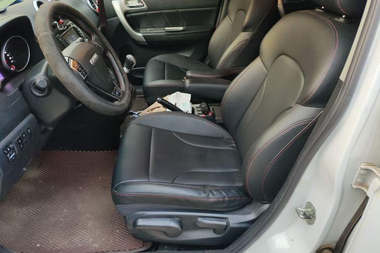 Used Haval H6 2016 Upgraded Model 1.5T Manual Two-Wheel Drive Elite Version Left Front Seat