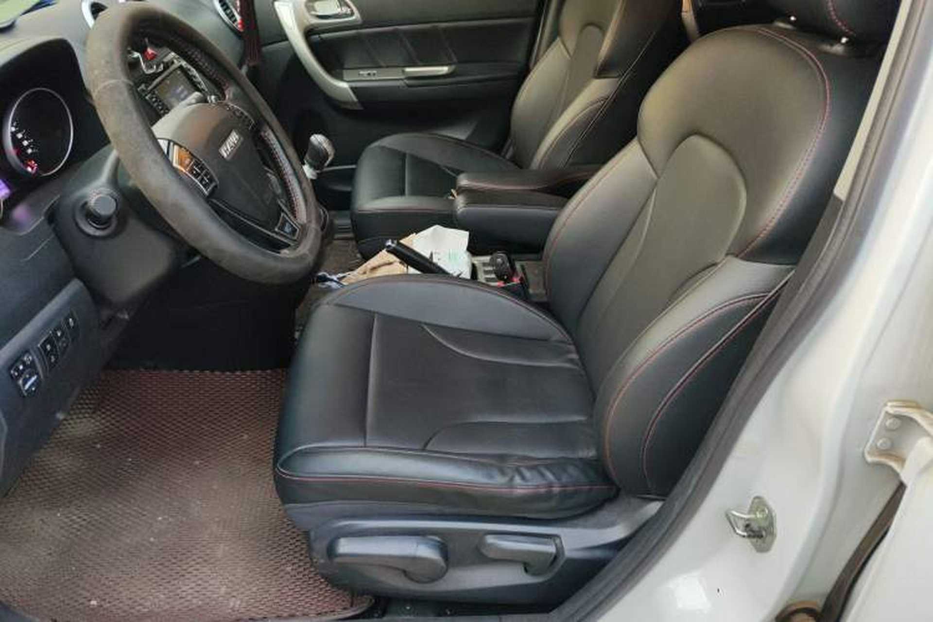 Used Haval H6 2016 Upgraded Model 1.5T Manual Two-Wheel Drive Elite Version Left Front Seat