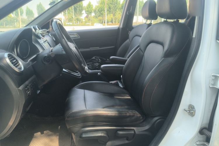 Used Haval H6 2016 Upgraded Model 1.5T Manual Two-Wheel Drive Elite Version Left Front Seat