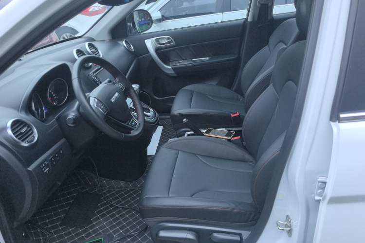 Used Haval H6 2016 Upgraded Model 1.5T Automatic Two-Wheel Drive Elite Version Left Front Seat