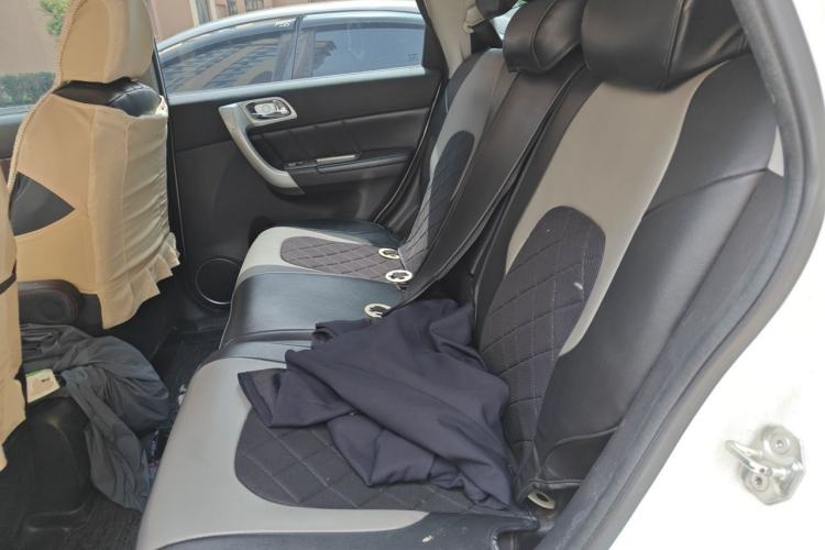 Used Haval H6 2016 Upgraded Model 1.5T Manual 4x4 Urban Version Left Rear Seat