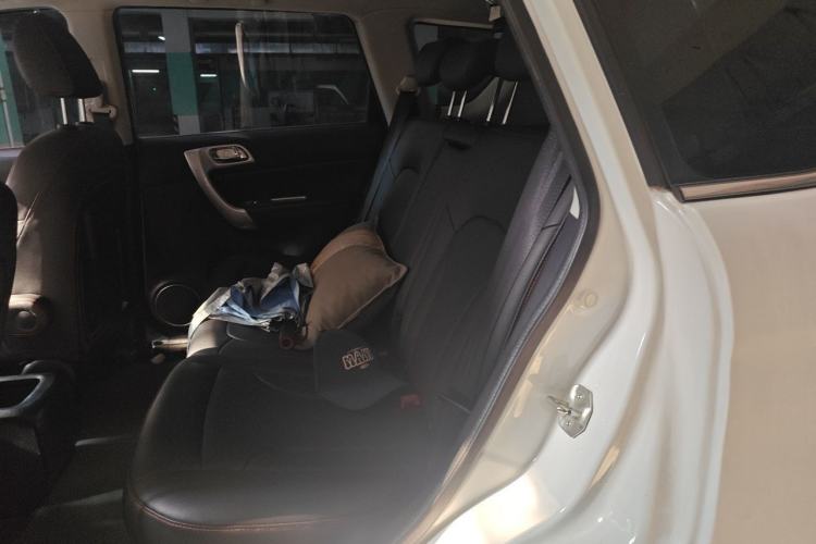 Used Haval H6 2016 Upgraded Model 1.5T Automatic Two-Wheel Drive Elite Version Left Rear Seat
