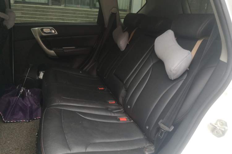 Used Haval H6 2016 Upgraded Model 1.5T Manual Two-Wheel Drive Elite Version Left Rear Seat