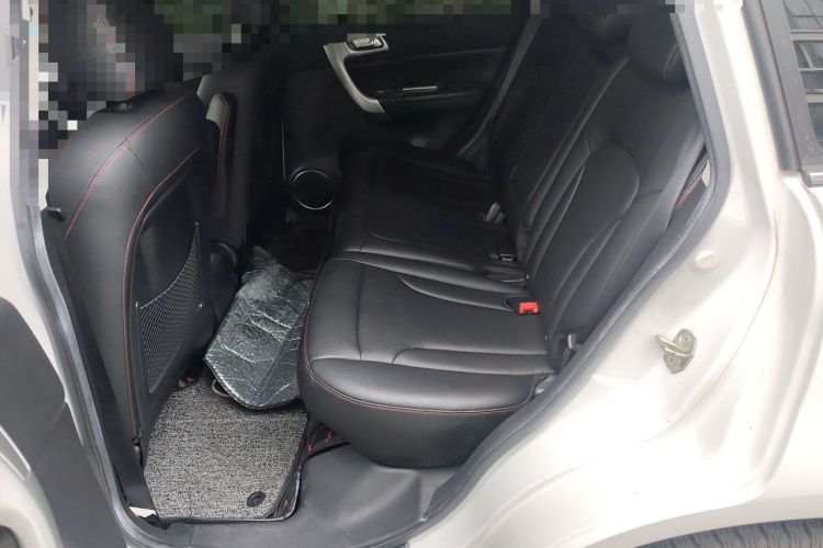Used Haval H6 2016 Upgraded Model 1.5T Automatic Two-Wheel Drive Elite Version Left Rear Seat