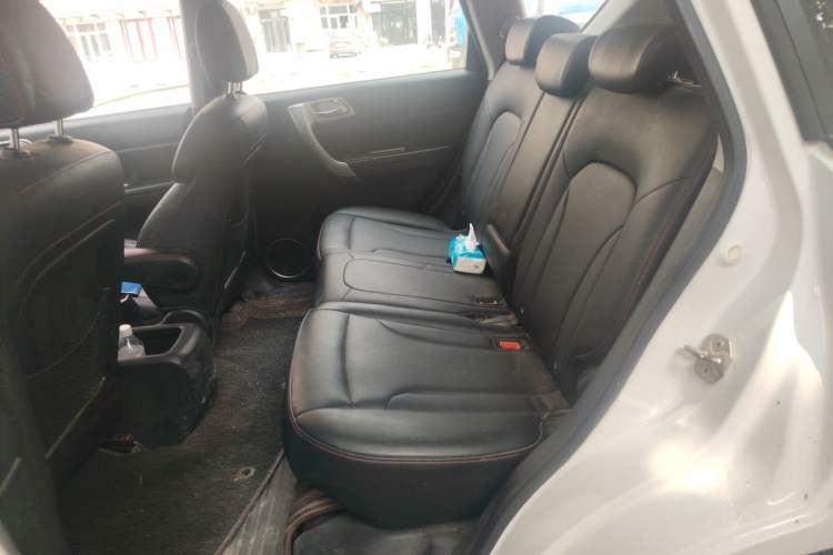 Used Haval H6 2016 Upgraded Model 1.5T Manual Two-Wheel Drive Urban Version Left Rear Seat