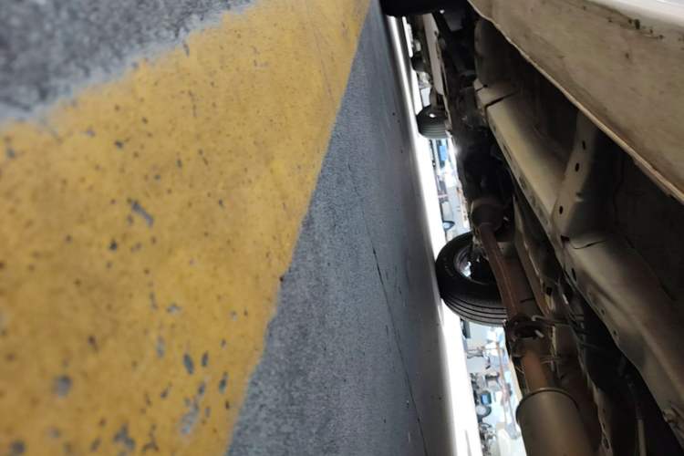 Used Haval H6 2016 Upgraded Model 1.5T Automatic Two-Wheel Drive Elite Version Left Side Sill